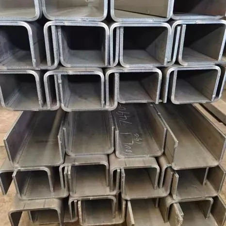 सानुकूल यू चॅनेल