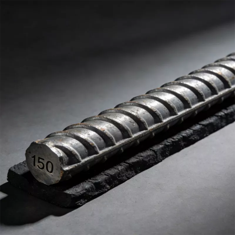 कॉइलमध्ये विकृत बार