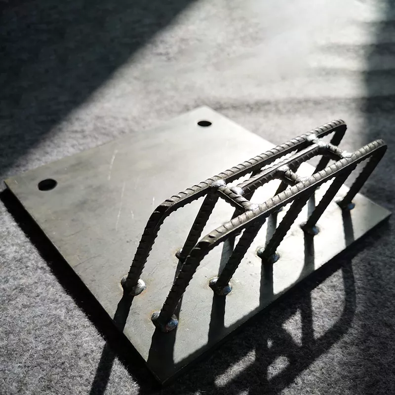 एम्बेडेड अँकर प्लेट