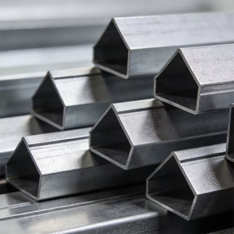 शार्प कॉर्नर स्क्वेअर ट्यूब